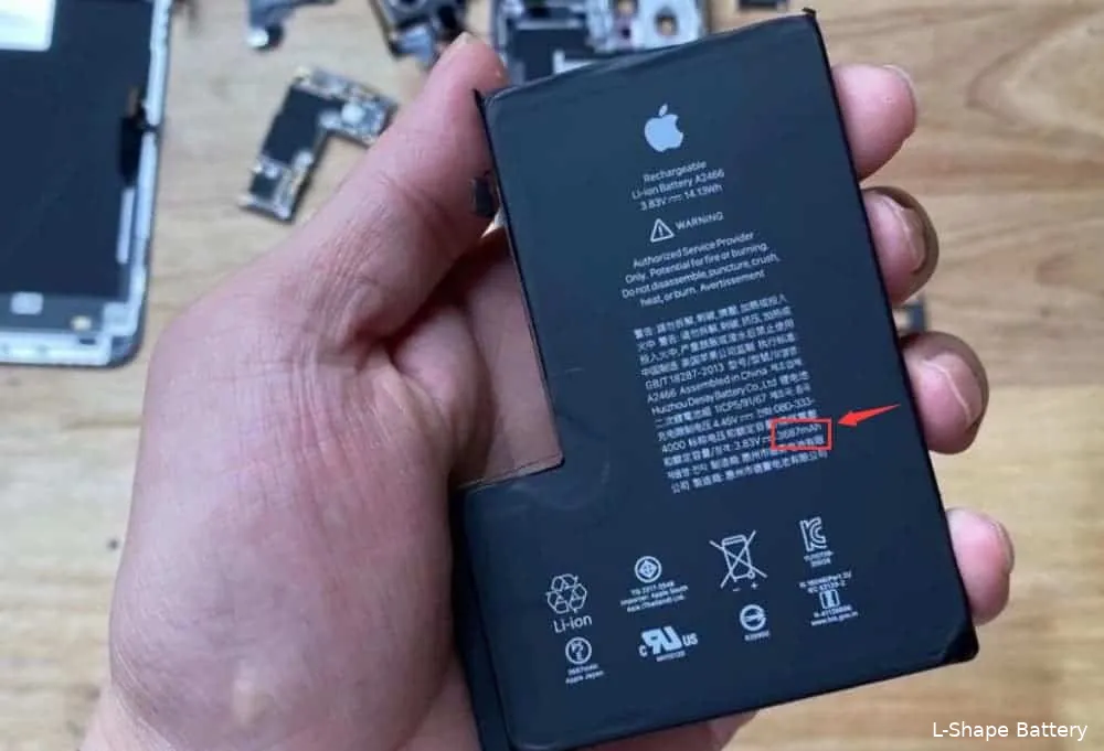 iPhone 12 Pro Max first disassembly: uses a L-shaped 3687 mAh